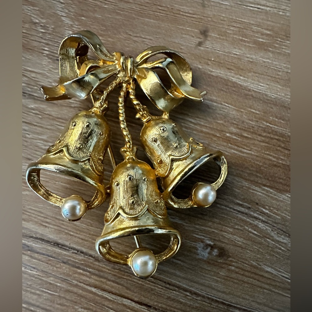 Premier Design Christmas Bells Brooch